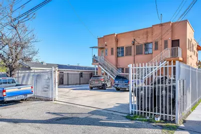9019 S San Pedro, Los Angeles, CA 90003 - Photo 6