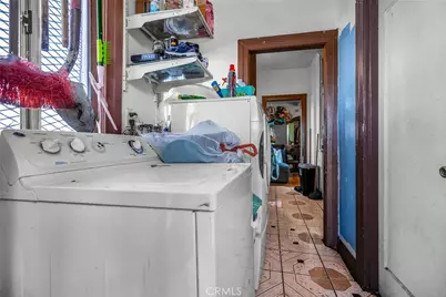9019 S San Pedro, Los Angeles, CA 90003 - Photo 12
