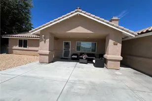 9220 Jacaranda, Hesperia, CA 92345 - Photo 6