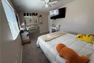 9220 Jacaranda, Hesperia, CA 92345 - Photo 6