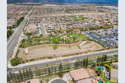 16620 Wyndham Lane #12, Fontana, CA 92336 - Photo 32