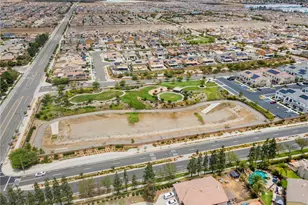 16620 Wyndham Ln, Fontana, CA 92336 - Photo 32