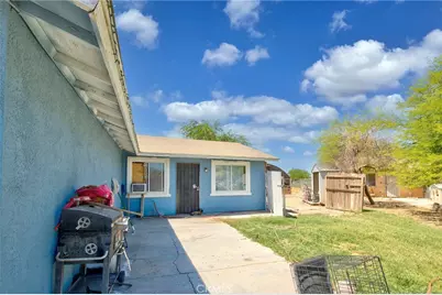 562 Sundance Ln, Westmorland, CA 92281 - Photo 2