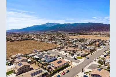 16083 Muirfield, Fontana, CA 92336 - Photo 42