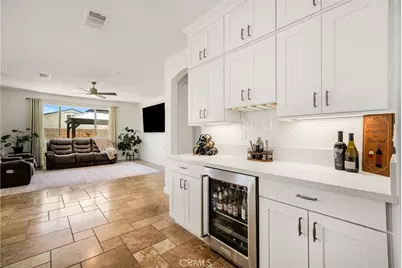 16083 Muirfield, Fontana, CA 92336 - Photo 12