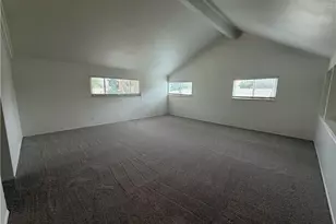 23521 Via Chantilly, Valencia, CA 91355 - Photo 2