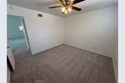 23521 Via Chantilly, Valencia, CA 91355 - Photo 42
