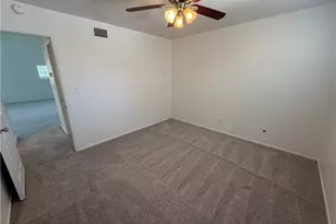 23521 Via Chantilly, Valencia, CA 91355 - Photo 42