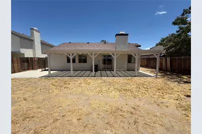 23521 Via Chantilly, Valencia, CA 91355 - Photo 30