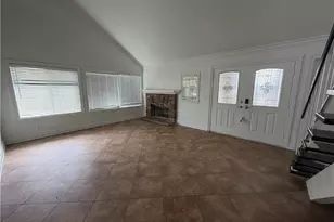 23521 Via Chantilly, Valencia, CA 91355 - Photo 6