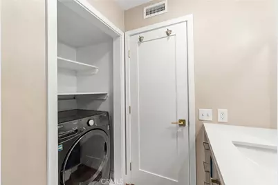 3860 Amberly Dr #F, Inglewood, CA 90305 - Photo 16
