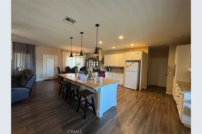 21832 Thunderbird, Apple Valley, CA 92307 - Photo 8