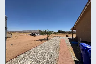 21832 Thunderbird, Apple Valley, CA 92307 - Photo 30