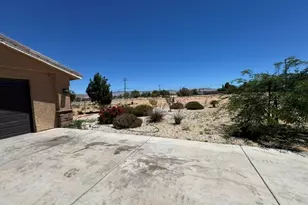 21832 Thunderbird, Apple Valley, CA 92307 - Photo 4