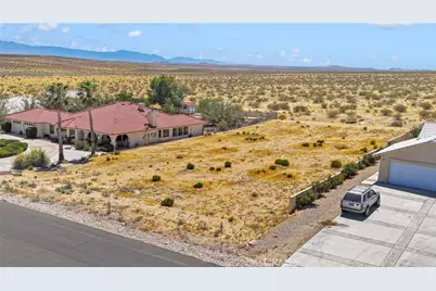 26708 Hitching Post Lane, Helendale, CA 92342 - Photo 6