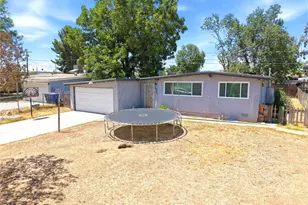 3510 McKenzie, Riverside, CA 92503 - Photo 2