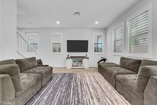 15974 Parkhouse Dr, Fontana, CA 92336 - Photo 6