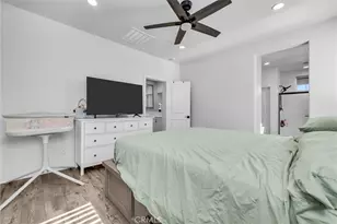 15974 Parkhouse Dr, Fontana, CA 92336 - Photo 20