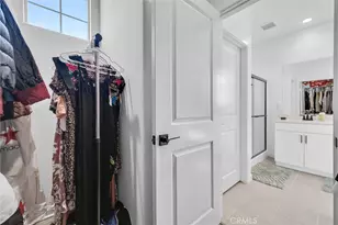 15974 Parkhouse Dr, Fontana, CA 92336 - Photo 22