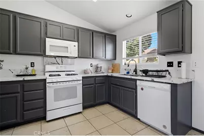 14513 Palm Street, Adelanto, CA 92301 - Photo 12