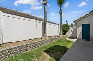 2709 W Buena Vista Dr, Rialto, CA 92377 - Photo 30