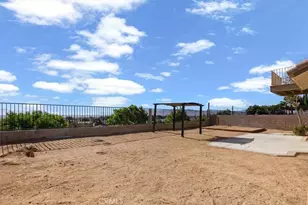 13055 High Vista St, Victorville, CA 92395 - Photo 32