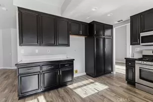 13055 High Vista St, Victorville, CA 92395 - Photo 8