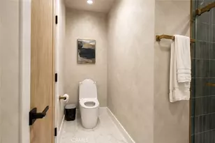 5709 Alviso, Los Angeles, CA 90043 - Photo 22