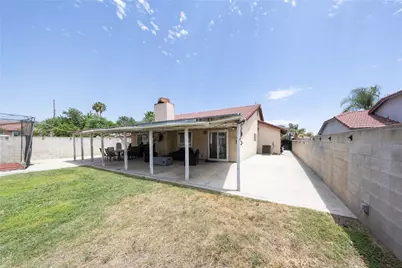 8934 Sultana, Fontana, CA 92335 - Photo 32