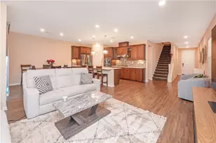 888 Julie Pl, Upland, CA 91786 - Photo 2