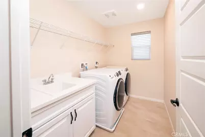 888 Julie Place, Upland, CA 91786 - Photo 8