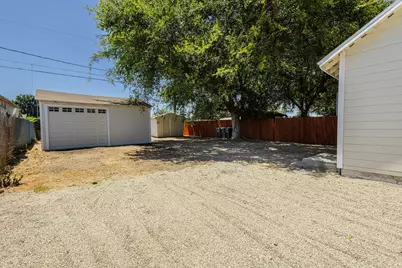 4958 E San Rafael Street, Compton, CA 90221 - Photo 22
