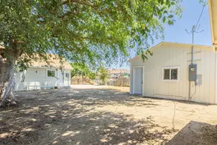 4958 E San Rafael St, Compton, CA 90221 - Photo 20