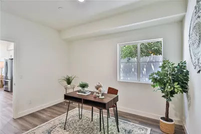 6836 Whitman Avenue, Van Nuys, CA 91406 - Photo 10