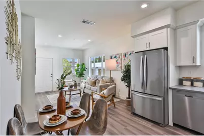 6836 Whitman Avenue, Van Nuys, CA 91406 - Photo 6