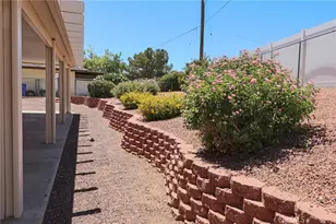 17141 Millbrook, Victorville, CA 92395 - Photo 4
