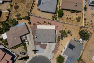 17141 Millbrook, Victorville, CA 92395 - Photo 38