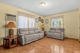 1146 W 74th St, Los Angeles, CA 90044 - Photo 6