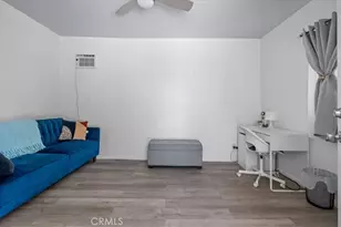 1146 W 74th St, Los Angeles, CA 90044 - Photo 28
