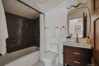 4633 Russell, Los Angeles, CA 90027 - Photo 28