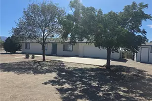 11380 El Esteban, Phelan, CA 92371 - Photo 2