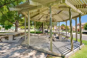 1121 Country Pl, Redlands, CA 92374 - Photo 30