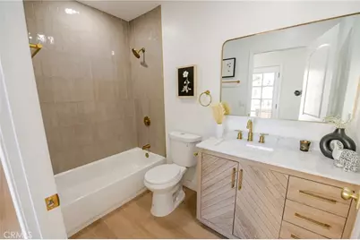 2391 Fashion Ave, Long Beach, CA 90810 - Photo 18