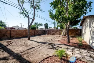 2391 Fashion Ave, Long Beach, CA 90810 - Photo 32