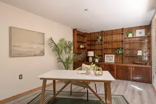 7934 Comolette, Downey, CA 90242 - Photo 16