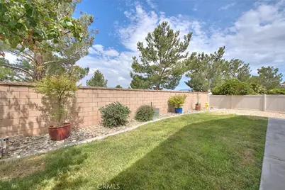 19360 Galloping Hill, Apple Valley, CA 92308 - Photo 42