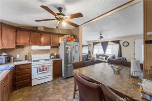 8221 Ilex Street, Fontana, CA 92335 - Photo 10