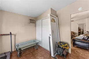 8221 Ilex Street, Fontana, CA 92335 - Photo 18