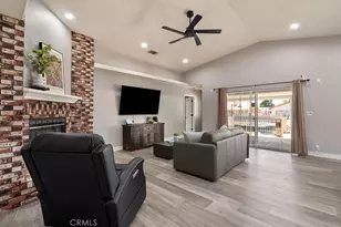 26249 Fleet Ln, Helendale, CA 92342 - Photo 4