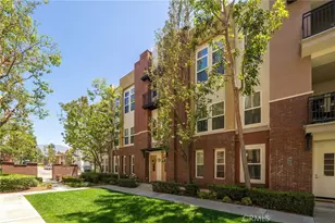 704 W 1st St, Claremont, CA 91711 - Photo 4